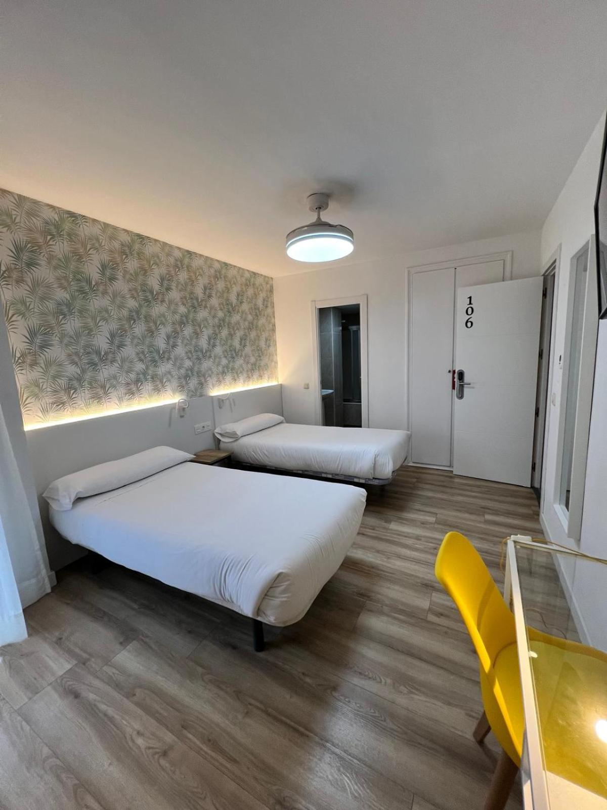 Hotel Iraipe Gorbea Auto Check-In Vitoria-Gasteiz Esterno foto