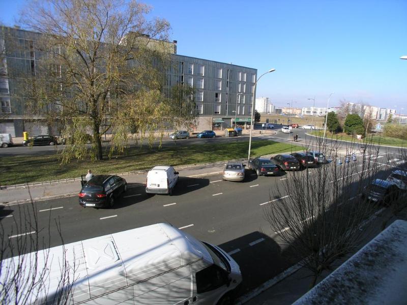 Hotel Iraipe Gorbea Auto Check-In Vitoria-Gasteiz Esterno foto