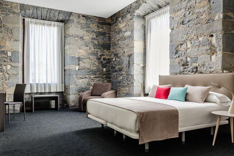 Hotel Iraipe Gorbea Auto Check-In Vitoria-Gasteiz Esterno foto